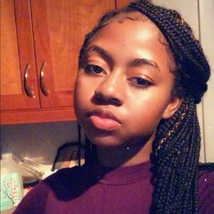 Meet your Posher, Yajeidy